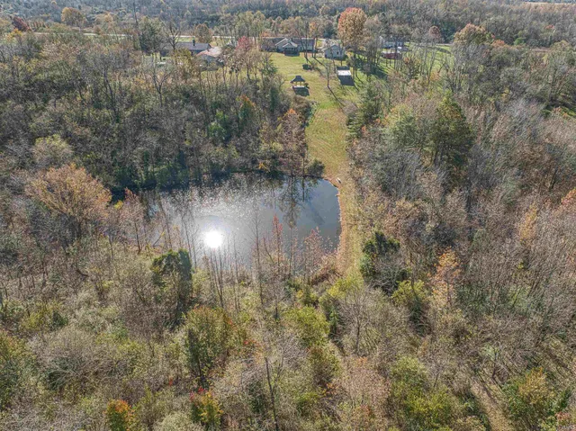 $539,500 | 1722 West New Hope Road, Boonville, IN 47601