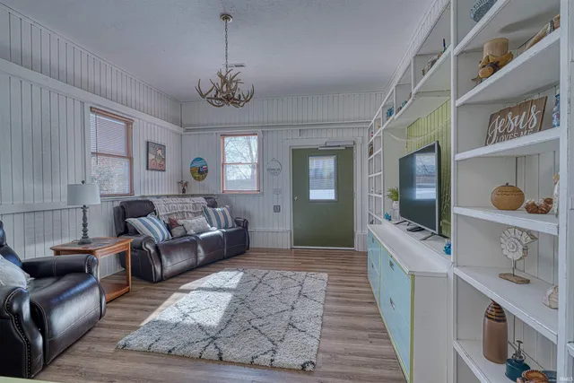 $539,500 | 1722 West New Hope Road, Boonville, IN 47601