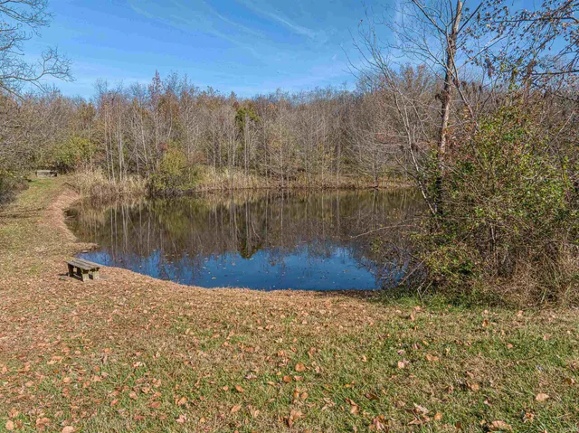 $539,500 | 1722 West New Hope Road, Boonville, IN 47601