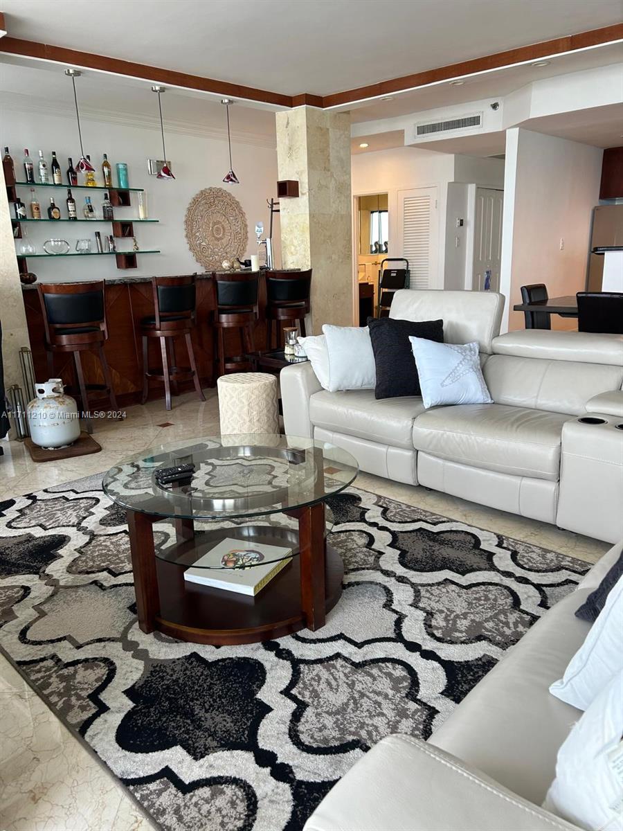 100 Lincoln Road, Unit PH7 Miami Beach, FL 33139 - Photo 2 of 38