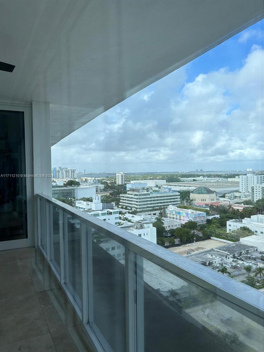 100 Lincoln Road, Unit PH7 Miami Beach, FL 33139 - Photo 35 of 38