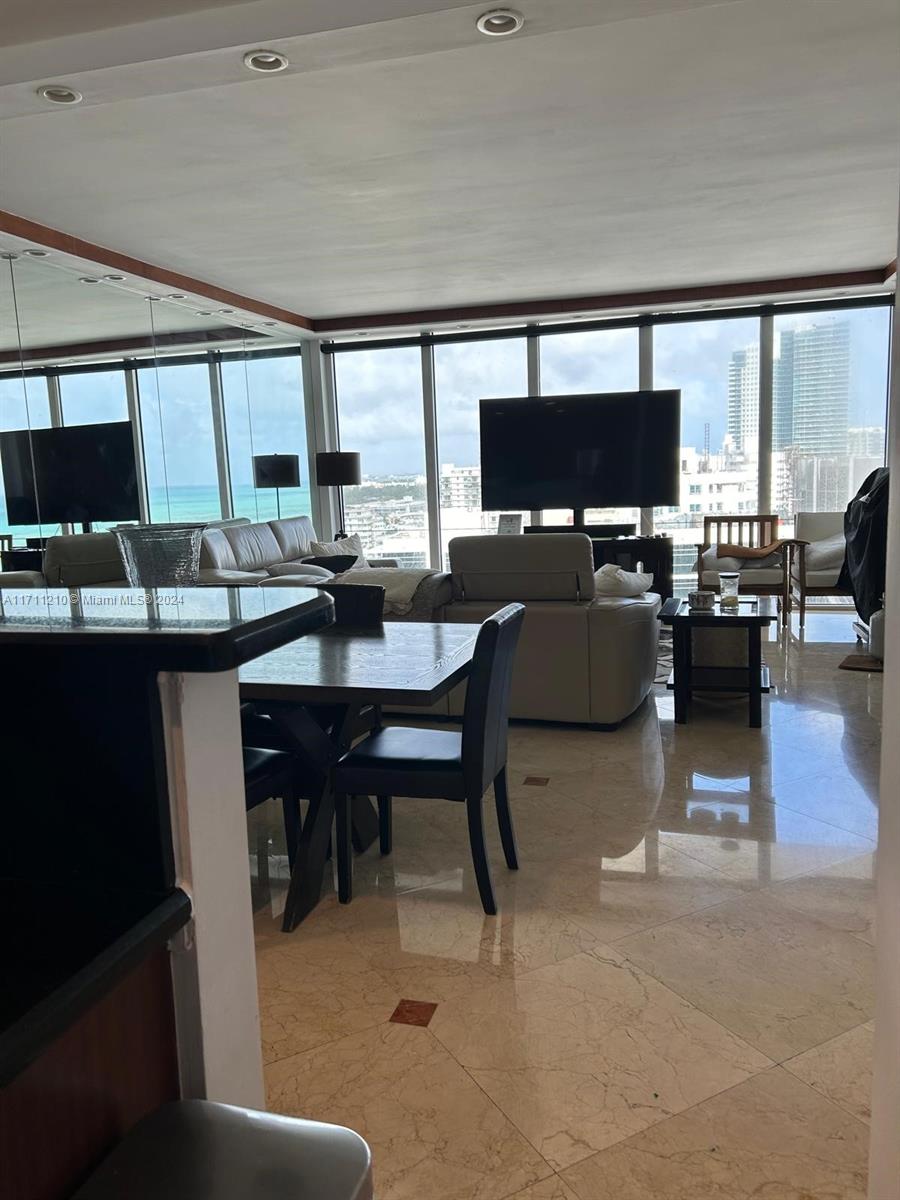 100 Lincoln Road, Unit PH7 Miami Beach, FL 33139 - Photo 5 of 38