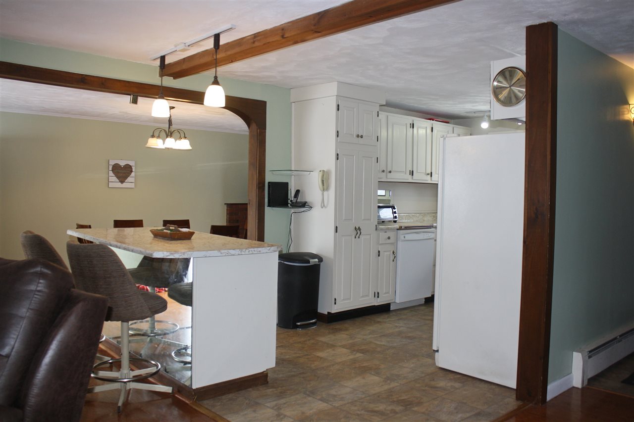 21 Painter Hills Road Middlebury, VT 05753 - Photo 3 of 18
