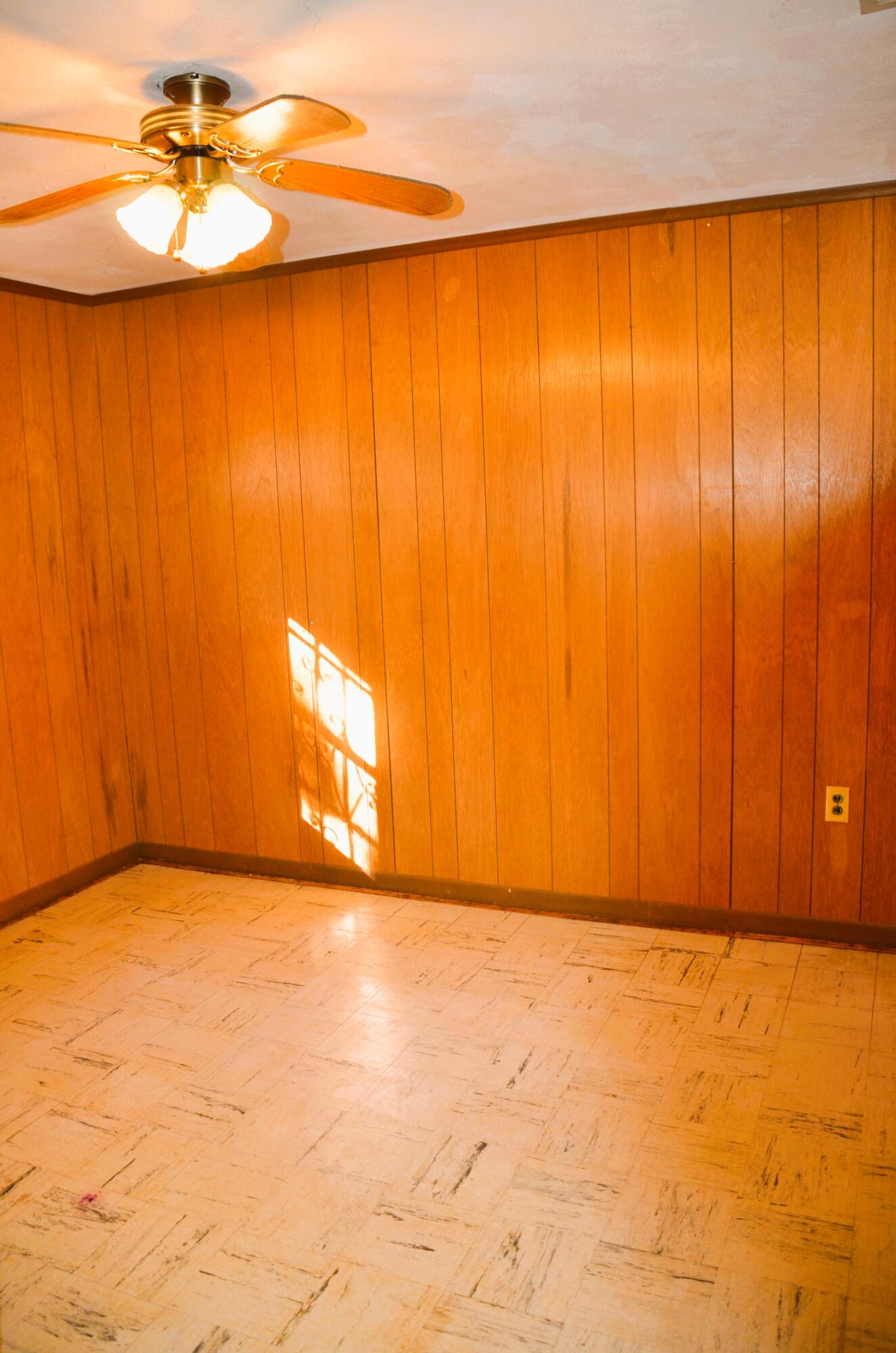 515 Beach Drive Destin, FL 32541 - Photo 14 of 43 a view of an empty room with a window