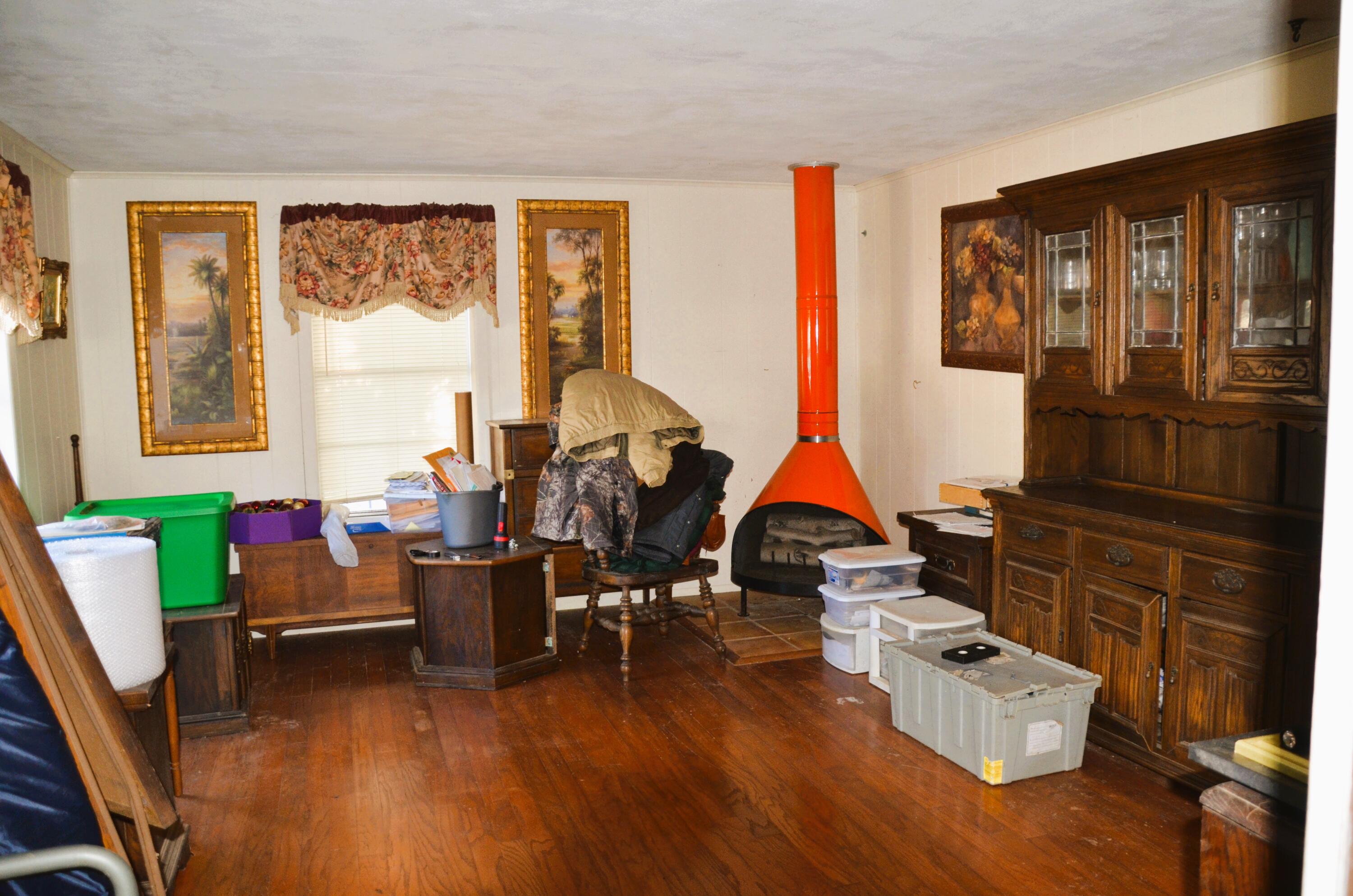 515 Beach Drive Destin, FL 32541 - Photo 9 of 43 a living room with furniture and wooden floor