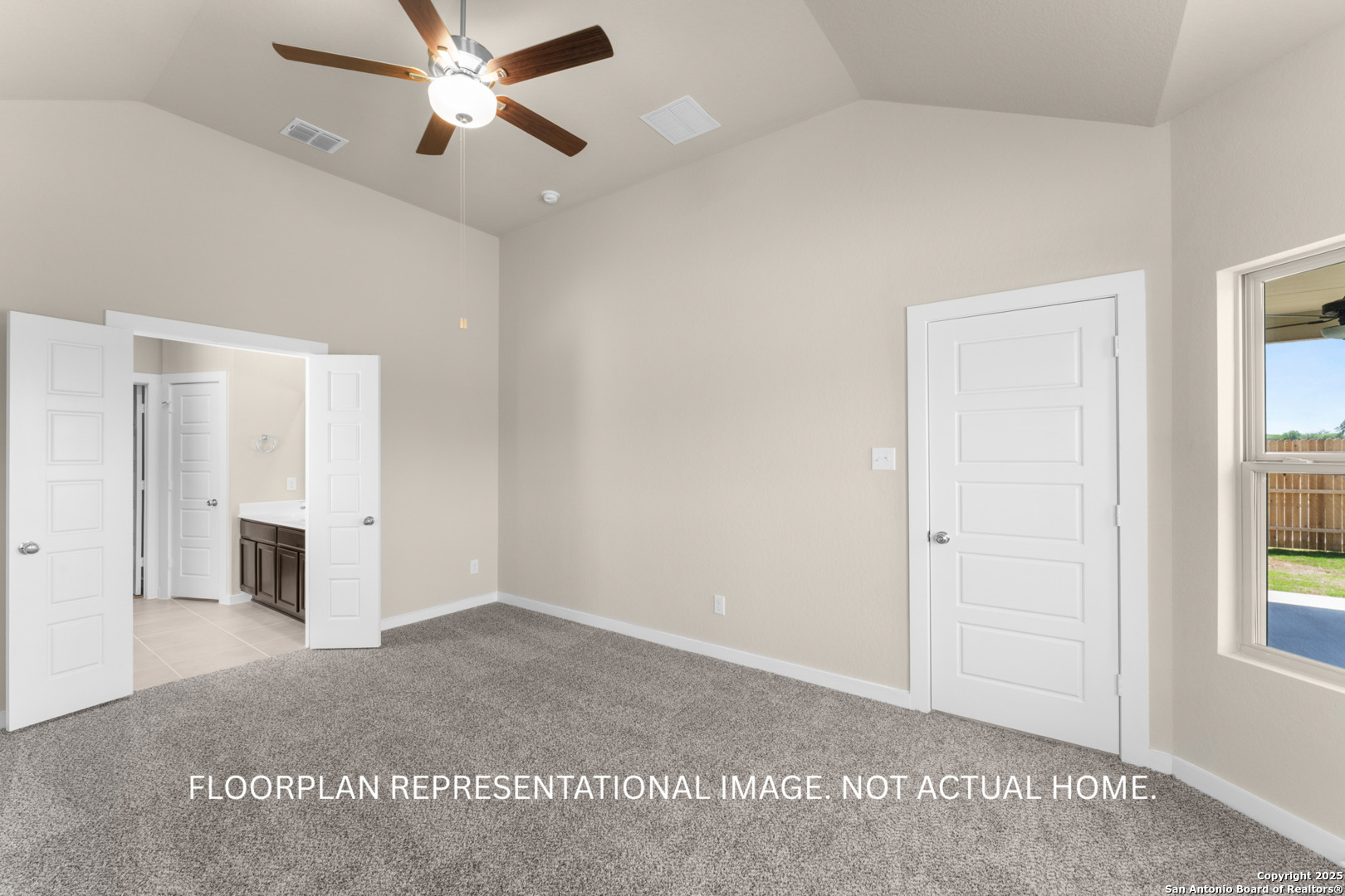 10411 Hotspur Road Converse, TX 78109 - Photo 17 of 47 a view of empty room with window and ceiling fan