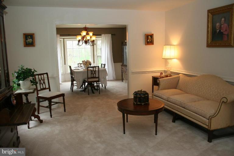 8965 Scott Street Springfield, VA 22153 - Photo 21 of 30 View into Dining Room