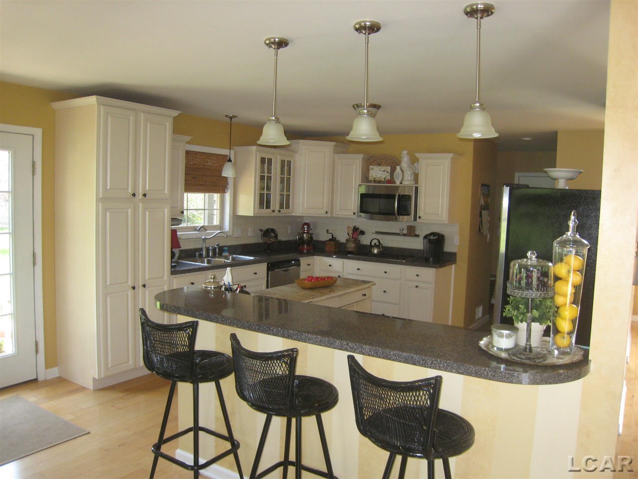 31251825-6.JPG