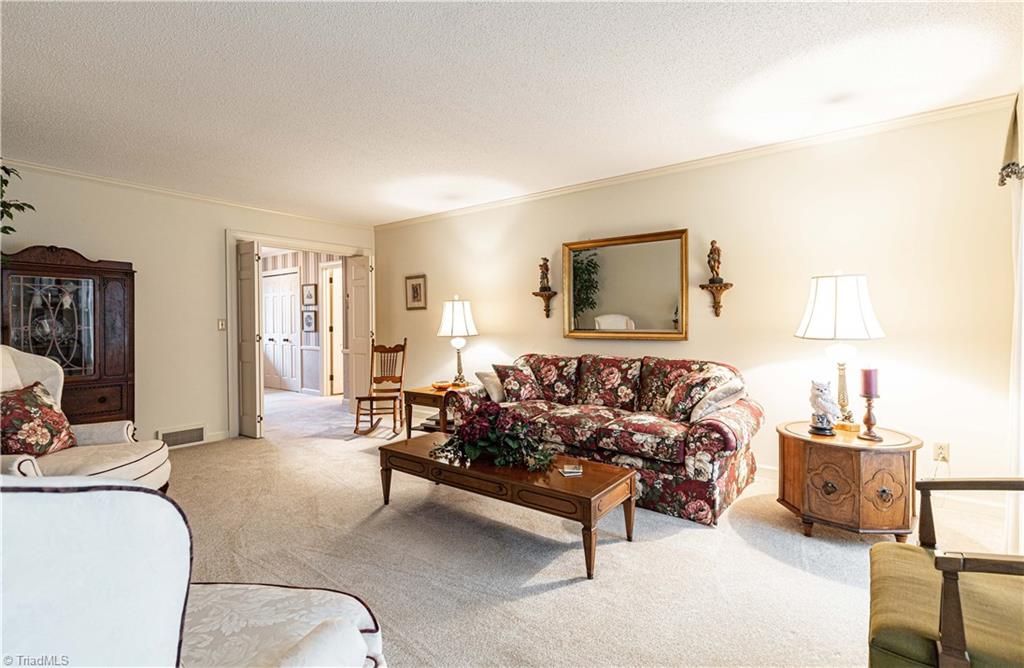 4840 Dock Davis Road Clemmons, NC 27012 - Photo 4 of 30 Gallery Image 4