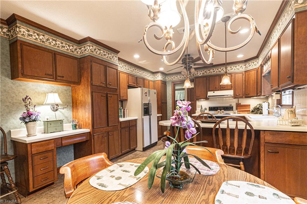 4840 Dock Davis Road Clemmons, NC 27012 - Photo 10 of 30 Gallery Image 10