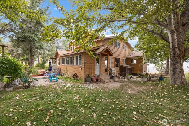 $750,000 | 52 Heidi Lane, Orondo, WA 98843