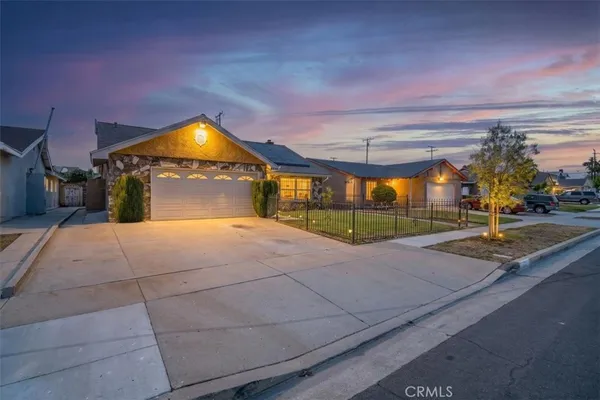 $719,900 | 237 East 140th Street, Los Angeles, CA 90061