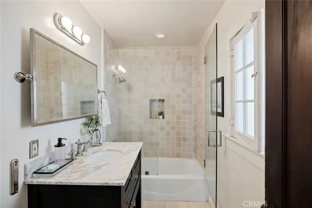 $2,199,000 | 525 Manhattan Beach Boulevard, Manhattan Beach, CA 90266