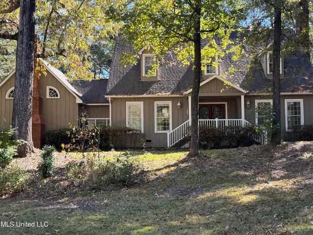 $310,325 | 753 Country Pl Drive, Pearl, MS 39208
