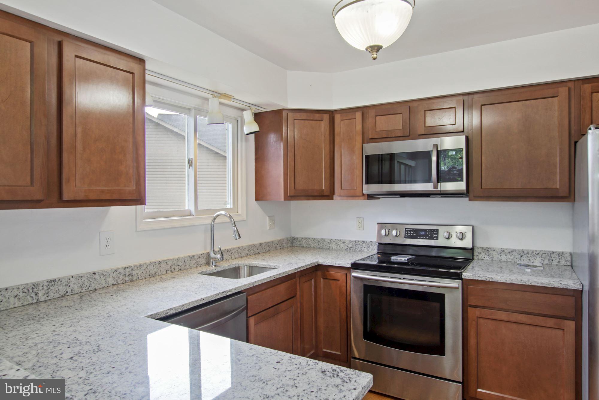 14225 Summit Lane Laurel, MD 20708 - Photo 7 of 45 Gallery Image 7
