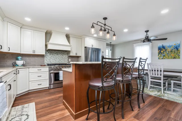 $550,000 | 293 Main Street, New Baltimore, NY 12124