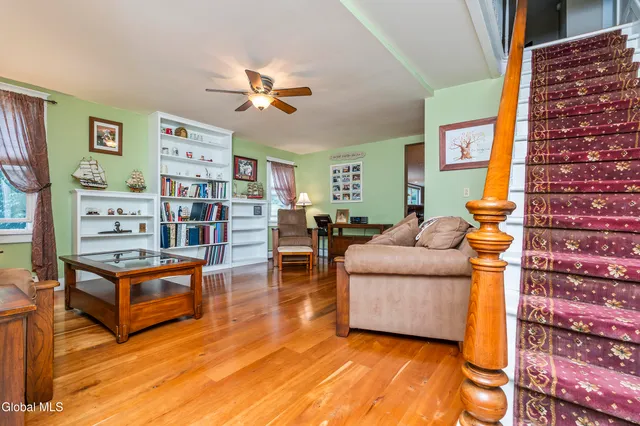 $550,000 | 293 Main Street, New Baltimore, NY 12124