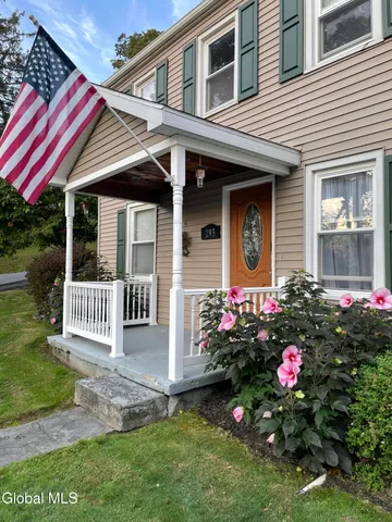 $550,000 | 293 Main Street, New Baltimore, NY 12124