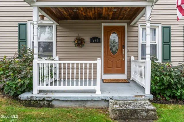 $550,000 | 293 Main Street, New Baltimore, NY 12124