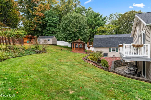 $550,000 | 293 Main Street, New Baltimore, NY 12124