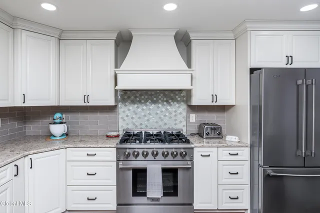 $550,000 | 293 Main Street, New Baltimore, NY 12124