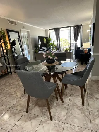 $2,350 | 3475 North Country Club Drive, Unit 312, Aventura, FL 33180