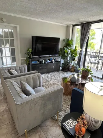 $2,350 | 3475 North Country Club Drive, Unit 312, Aventura, FL 33180