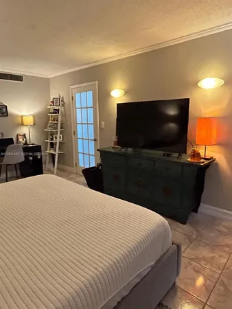 $2,350 | 3475 North Country Club Drive, Unit 312, Aventura, FL 33180