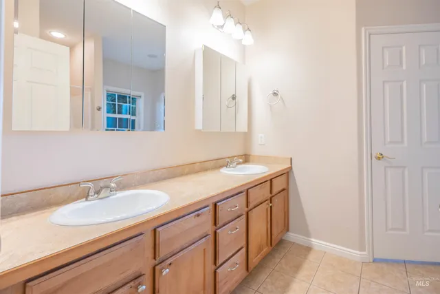 $425,000 | 431 Pratt Place, Burley, ID 83318