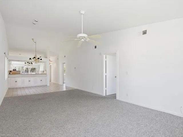$1,650 | 4130 Looking Glass Lane, Unit 3802, Naples, FL 34112