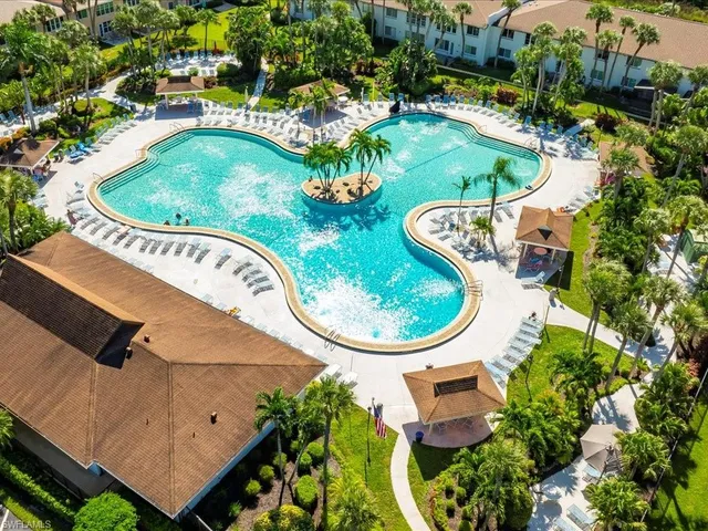 $1,650 | 4130 Looking Glass Lane, Unit 3802, Naples, FL 34112