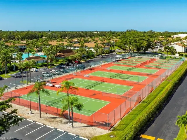 $1,650 | 4130 Looking Glass Lane, Unit 3802, Naples, FL 34112