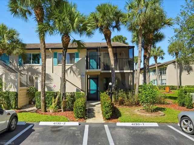 $1,650 | 4130 Looking Glass Lane, Unit 3802, Naples, FL 34112