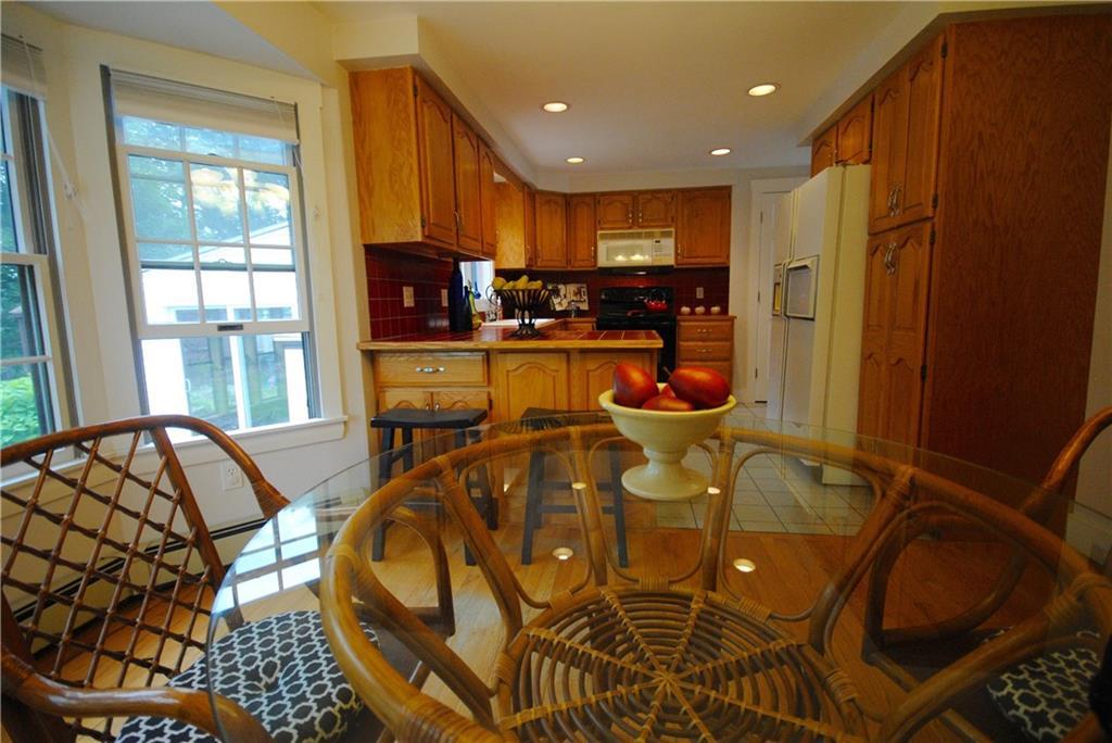 1004 Sawyer Road Cape Elizabeth, ME 04107 - Photo 15 of 34 Photo