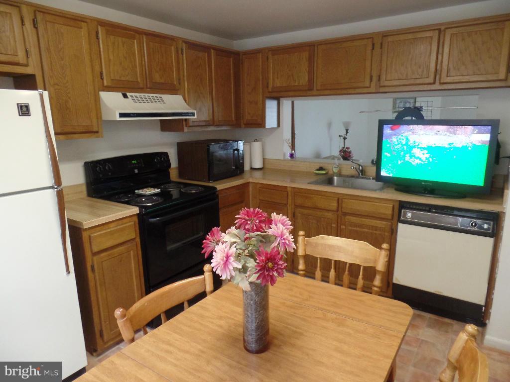 8748 Ritchboro Road District Heights, MD 20747 - Photo 3 of 10 Kitchen