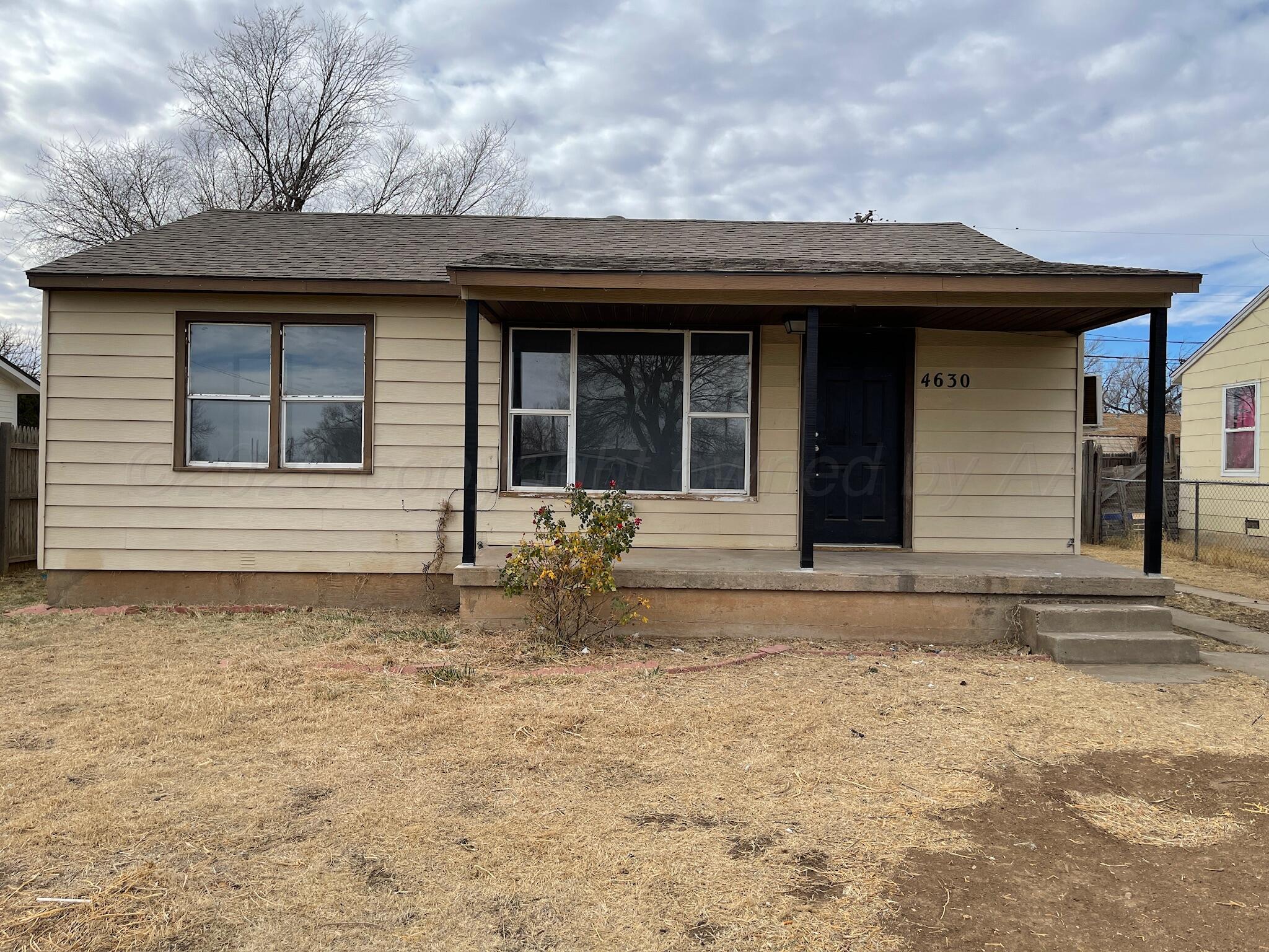 4630 South Ong Street Amarillo, TX 79110 - Photo 1 of 7 a front view of a house