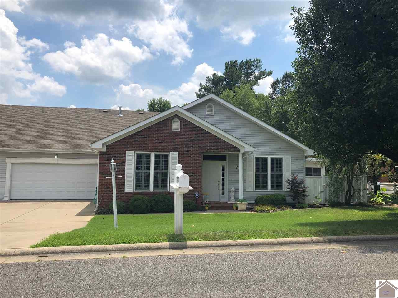 1888 Elmdale Road Paducah, KY 42003 - Photo 1 of 1 Front