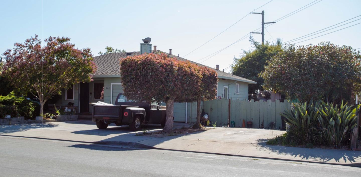 208 Arthur Road Watsonville, CA 95076 - Photo 3 of 16 Gallery Image 3