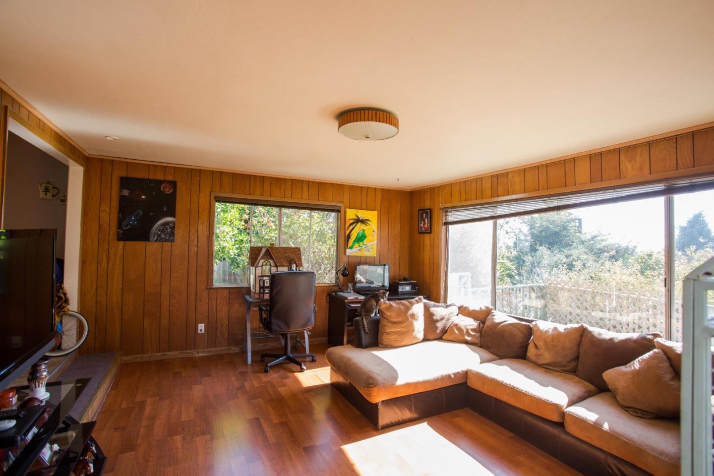208 Arthur Road Watsonville, CA 95076 - Photo 6 of 16 Gallery Image 6