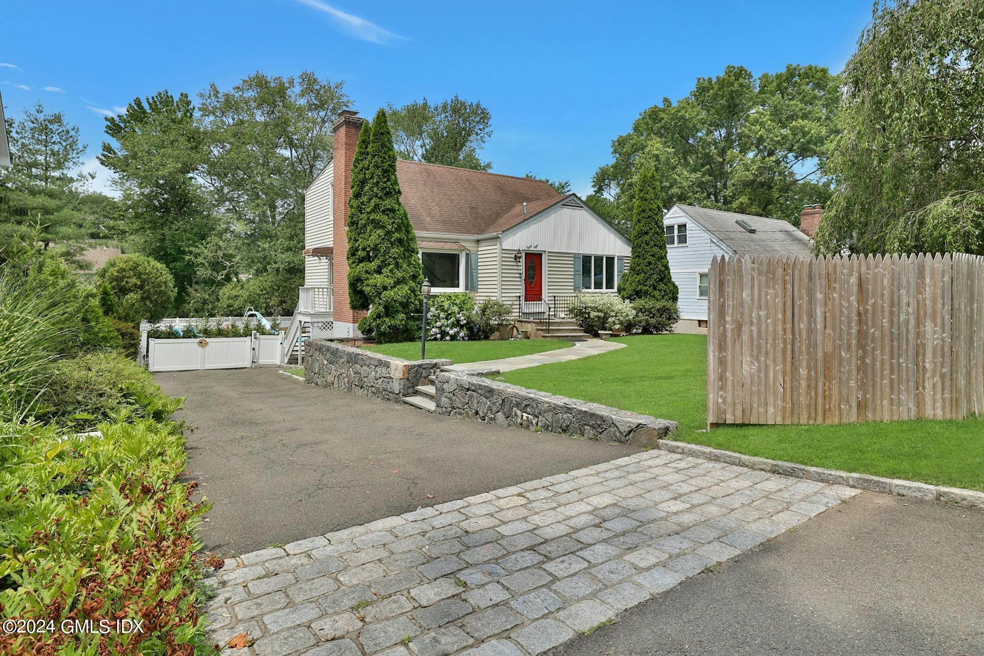 88 Indian Field Road Greenwich, CT 06830 - Photo 39 of 46 047-468565-219A4680_13528083