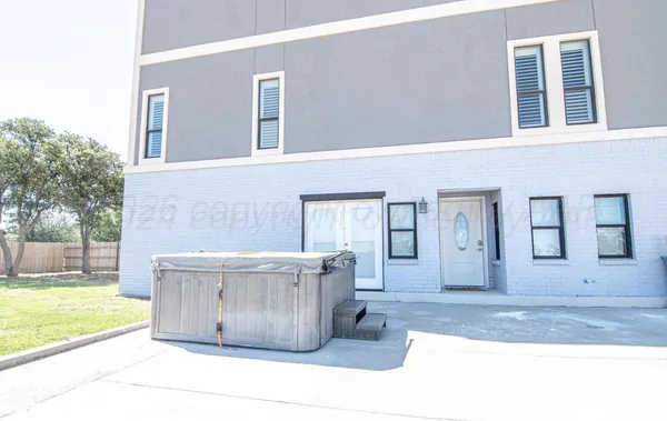 $699,000 | 801 East County Road 121, Midland, TX 79706