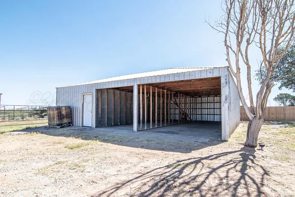 $699,000 | 801 East County Road 121, Midland, TX 79706