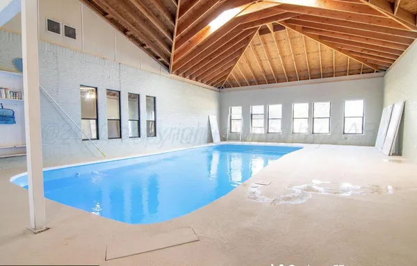 $699,000 | 801 East County Road 121, Midland, TX 79706