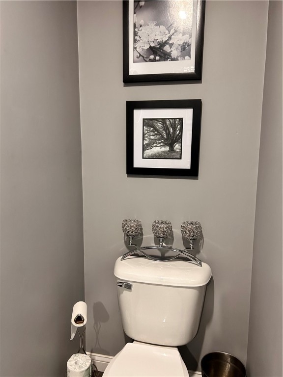 118 Whittier Road Pawtucket, RI 02861 - Photo 5 of 16 Half Bath