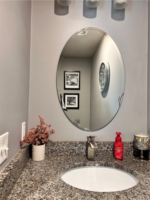 118 Whittier Road Pawtucket, RI 02861 - Photo 6 of 16 Half Bath