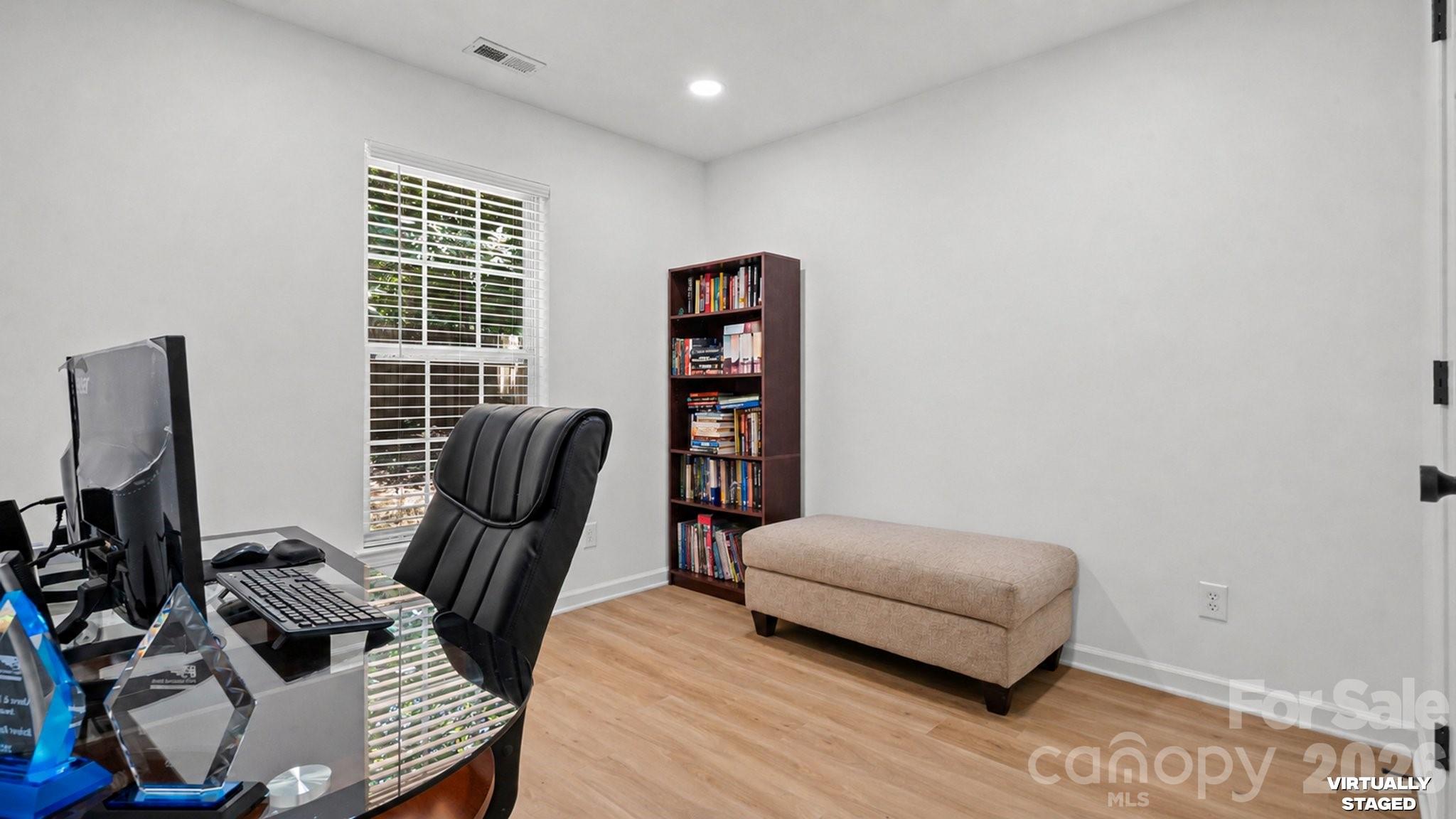 5050 Gibbons Link Road Charlotte, NC 28269 - Photo 23 of 29