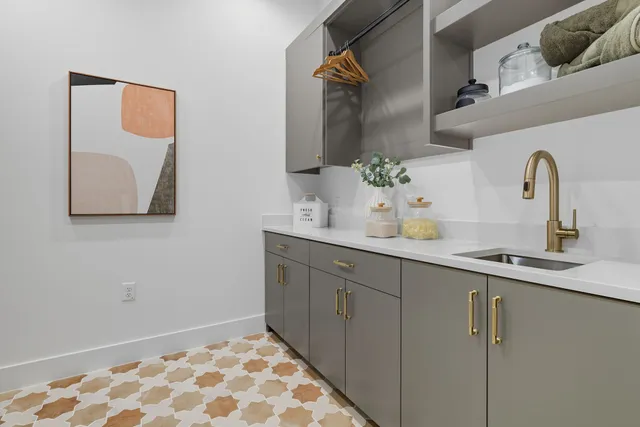 $2,399,000 | 5012 Highland Court, Austin, TX 78731