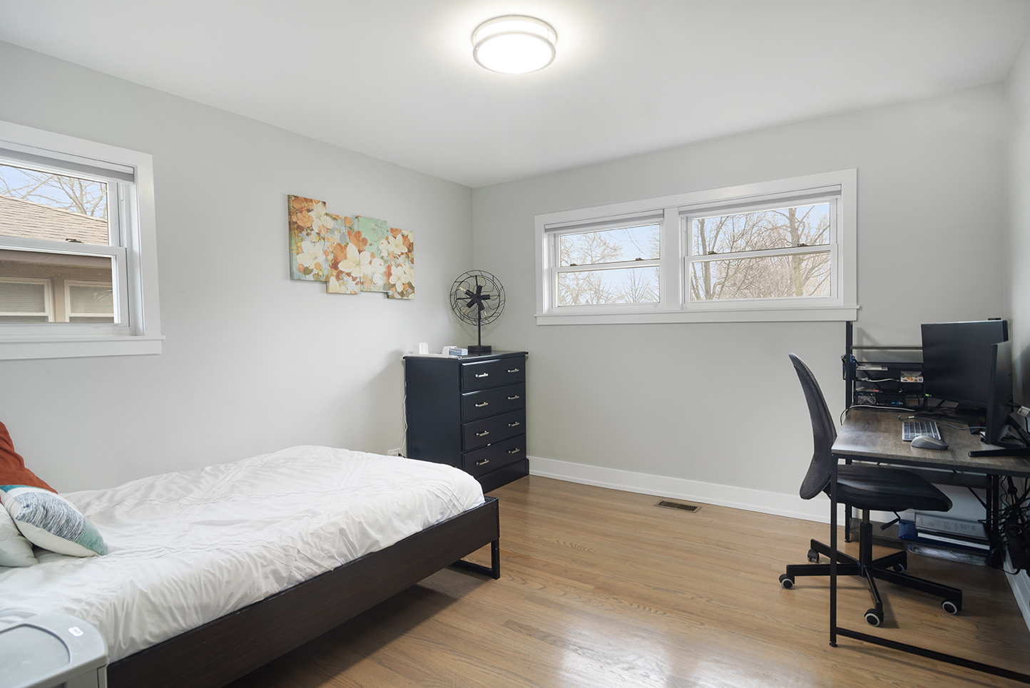 702 West Lonnquist Boulevard Mount Prospect, IL 60056 - Photo 15 of 32