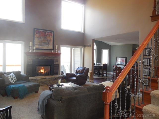 371 Hunters Ridge Ortonville, MI 48462 - Photo 10 of 53