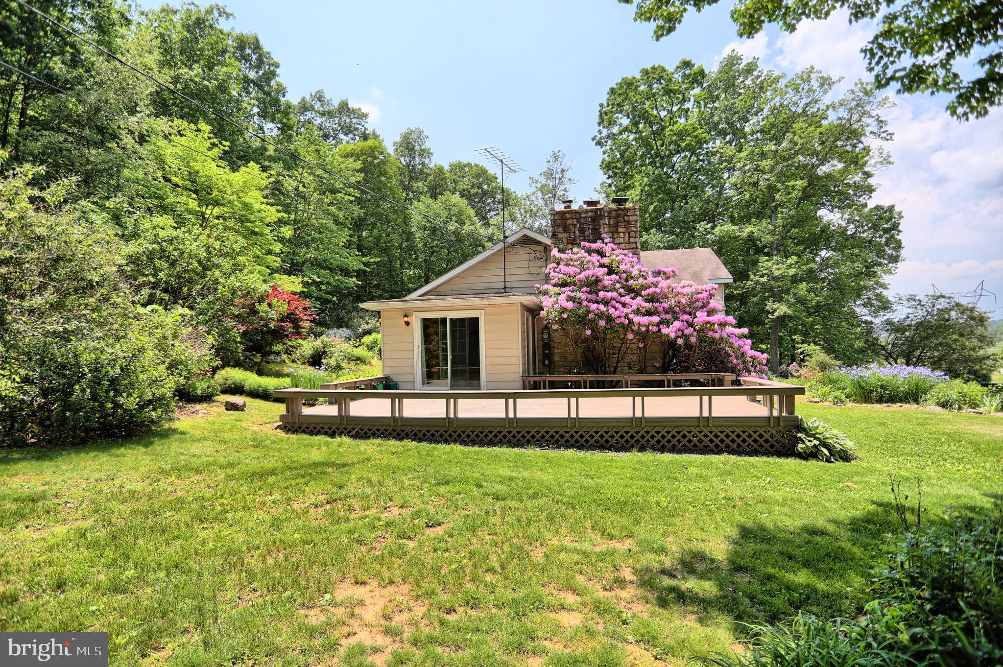 196 Ridge Road New Bloomfield, PA 17068 - Photo 5 of 44 Gallery Image 5